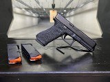 GLOCK G22 GEN 5 .40 S&W - 1 of 3