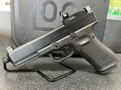 GLOCK 17 GEN 5 9MM LUGER (9x19 PARA)