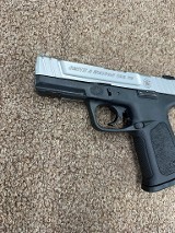 SMITH & WESSON SD9 VE 9MM LUGER (9x19 PARA) - 2 of 3