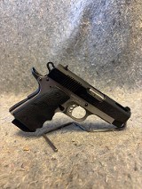SPRINGFIELD ARMORY V10 ULTRA COMBAT .45 ACP - Image 1 of 3