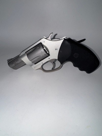 CHARTER ARMS SOUTHPAW .38 SPL - Image 1 of 3