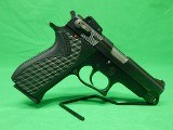 SMITH & WESSON 3904 9MM LUGER (9x19 PARA) - 2 of 3