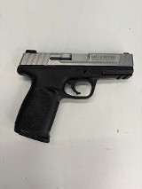SMITH & WESSON SD40VE 40 Smith & Wesson - 2 of 3