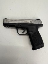 SMITH & WESSON SD40VE 40 Smith & Wesson - 1 of 3