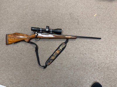 WEATHERBY MARK V .270 WBY MAG - Image 1 of 3