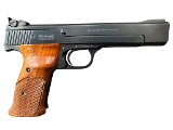 SMITH & WESSON 41 .22 LR - 1 of 3