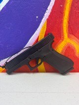 GLOCK Glock 17 Gen 5 9MM LUGER (9x19 PARA) - 1 of 3