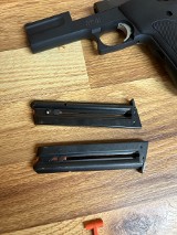 SMITH & WESSON model 422 .22 LONG - 2 of 3