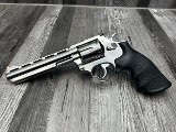 TAURUS 689 STAINLESS STEEL .357 MAG - 1 of 3