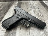 GLOCK 22 GEN 3 40 Smith & Wesson - 2 of 3