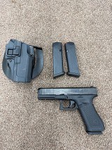 GLOCK 17 GEN 5 9MM LUGER (9x19 PARA) - 1 of 3