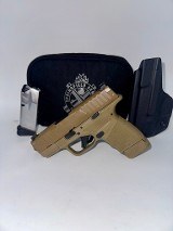 SPRINGFIELD ARMORY HELLCAT 9MM LUGER (9x19 PARA) - 1 of 3