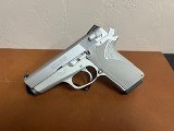 SMITH & WESSON 3913 9MM LUGER (9x19 PARA) - 2 of 3