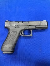GLOCK G17 GEN 5 MOS FS 9MM LUGER (9X19 PARA) - 1 of 3