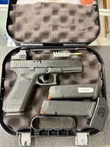 GLOCK G17 GEN5 9MM LUGER (9X19 PARA) - 1 of 3
