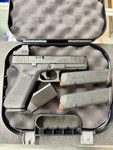 GLOCK 17 GEN 5 9MM LUGER (9X19 PARA) - 1 of 3