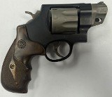SMITH & WESSON 327 PERFORMANCE .357 MAG - 1 of 3
