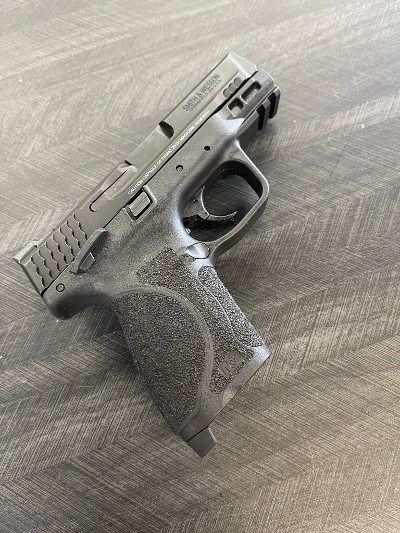 SMITH & WESSON M&P40 M2.0 .40 S&W
