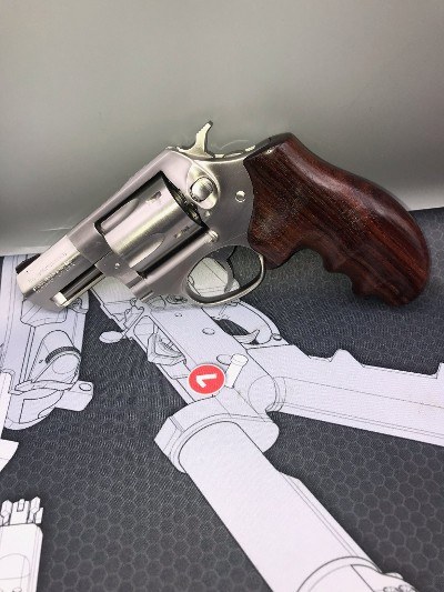 RUGER SP101 .357 MAG