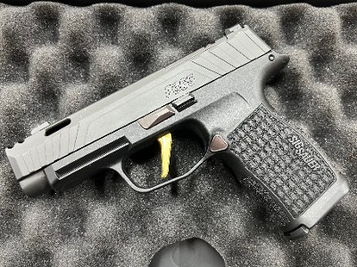 SIG SAUER P365 CUSTOM WORKS 9MM LUGER (9x19 PARA)