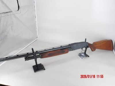 WINCHESTER MODEL 12 - 12 GAUGE 12 GA