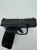 SPRINGFIELD ARMORY HELLCAT 9MM LUGER (9x19 PARA) - 1 of 3