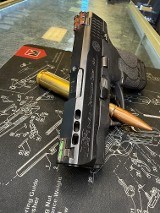 SMITH & WESSON M&P9 SHIELD PERFORMANCE CENTER M2.0 9MM LUGER (9x19 PARA) - 3 of 3