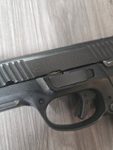 RUGER SR40C .40 S&W - 3 of 3