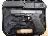 GLOCK G17 GEN 4 9MM LUGER (9x19 PARA) - 1 of 3