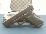 GLOCK G22 GEN 5 .40 S&W - 2 of 3