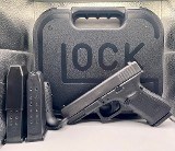 GLOCK 19 gen 49MM LUGER (9x19 PARA) - 1 of 3