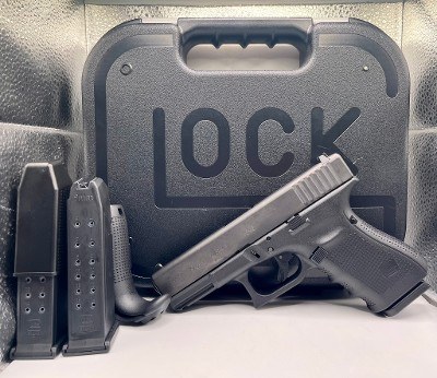 GLOCK 19 gen 49MM LUGER (9x19 PARA)