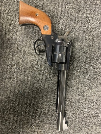 RUGER SINGLE SIX .22 CAL - Image 2 of 3