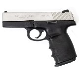 SMITH & WESSON SW9V 9MM LUGER (9X19 PARA)