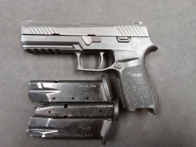 SIG SAUER P320 .40 CALIBER