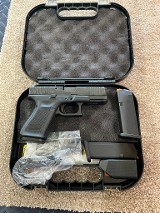 GLOCK G19 GEN 5 MOS (AU) 9MM LUGER (9X19 PARA) - 1 of 3