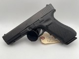 GLOCK G17 GEN 4 9MM LUGER (9X19 PARA) - 1 of 3