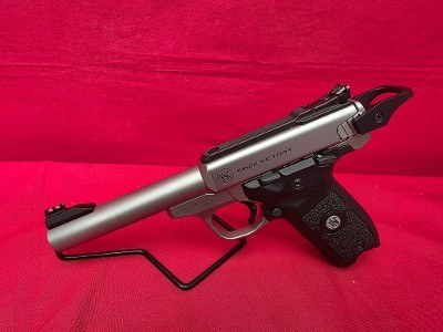 SMITH & WESSON SW22 VICTORY .22 LR - Image 2 of 3