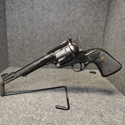 RUGER NEW MODEL BLACKHAWK .38 SPECIAL/.357 MAGNUM