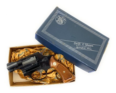 SMITH & WESSON 37 AIRWEIGHT (No Dash) Chiefs Special .38 SPL