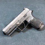 SIG SAUER P320 9MM LUGER (9x19 PARA) - 1 of 2