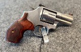 SMITH & WESSON 686 DELUXE .357 MAG - 2 of 3