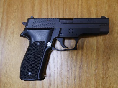 SIG SAUER P226 MADE IN W.GERMANY 9MM LUGER (9x19 PARA)