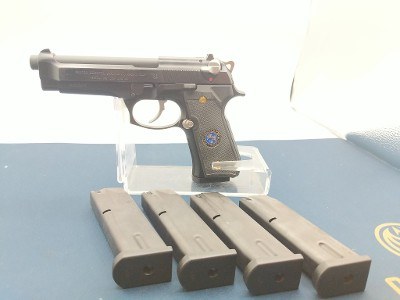 BERETTA 92FS 9MM LUGER (9x19 PARA)
