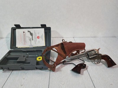 RUGER VAQUERO STAINLESS .45 LC - Image 1 of 3