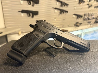 CANIK P120 9MM LUGER (9x19 PARA)