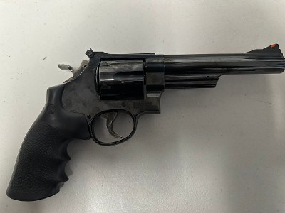 SMITH & WESSON Model 29 .44 MAGNUM