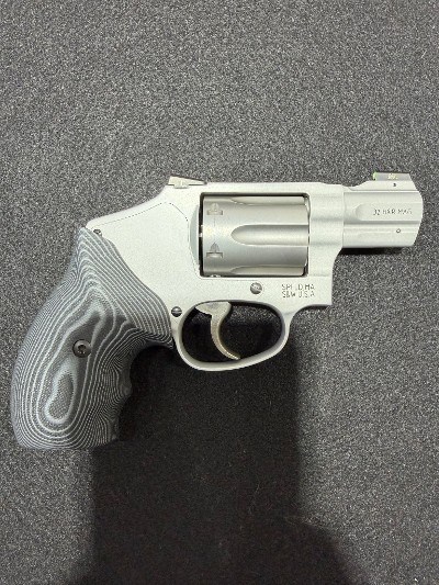 SMITH & WESSON 632 UC .32 H&R MAG
