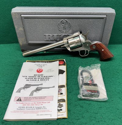 RUGER NEW MODEL BLACKHAWK STAINLESS .45 LC