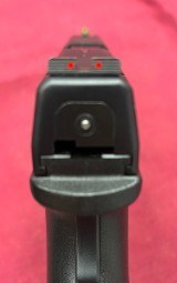 SPRINGFIELD ARMORY XDM .40 .40 S&W - 3 of 3